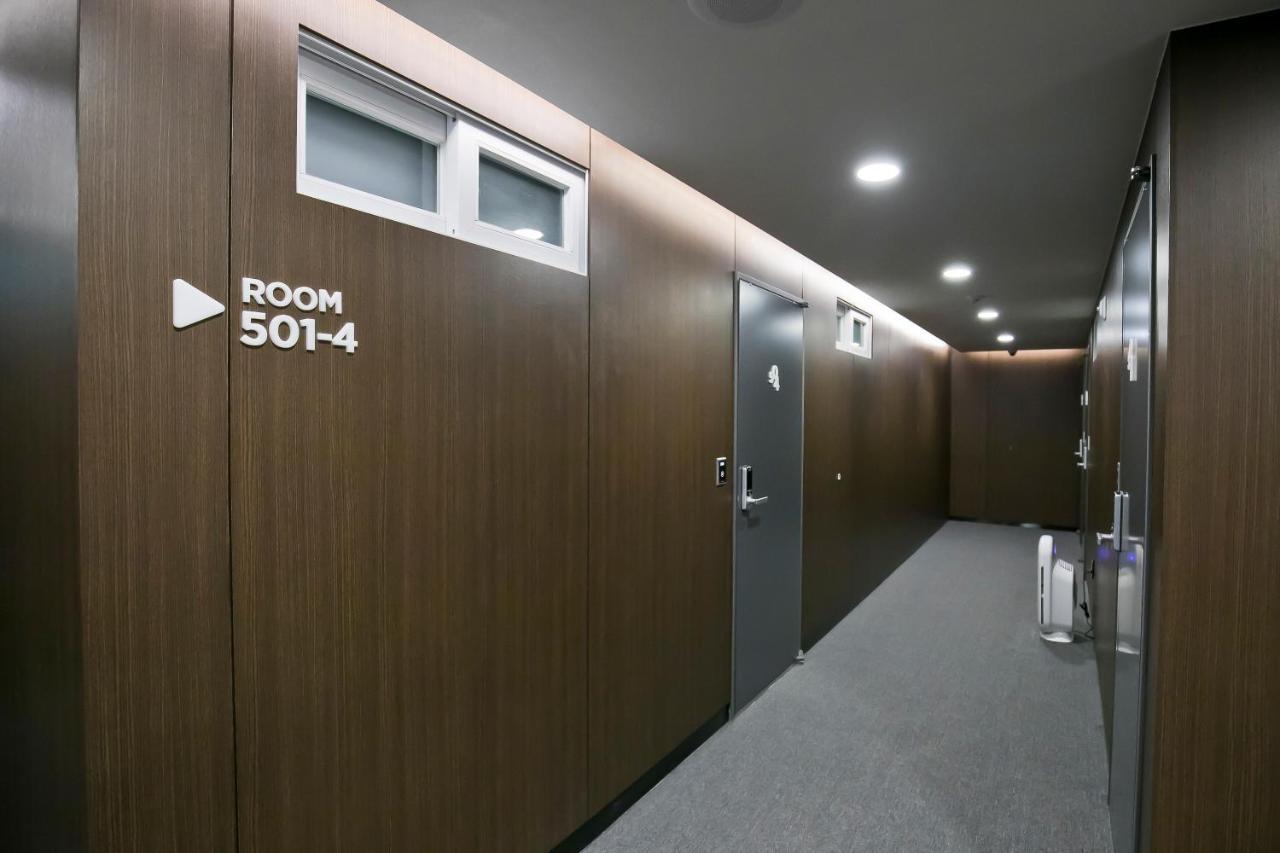 Philstay Myeongdong Station Seul Esterno foto