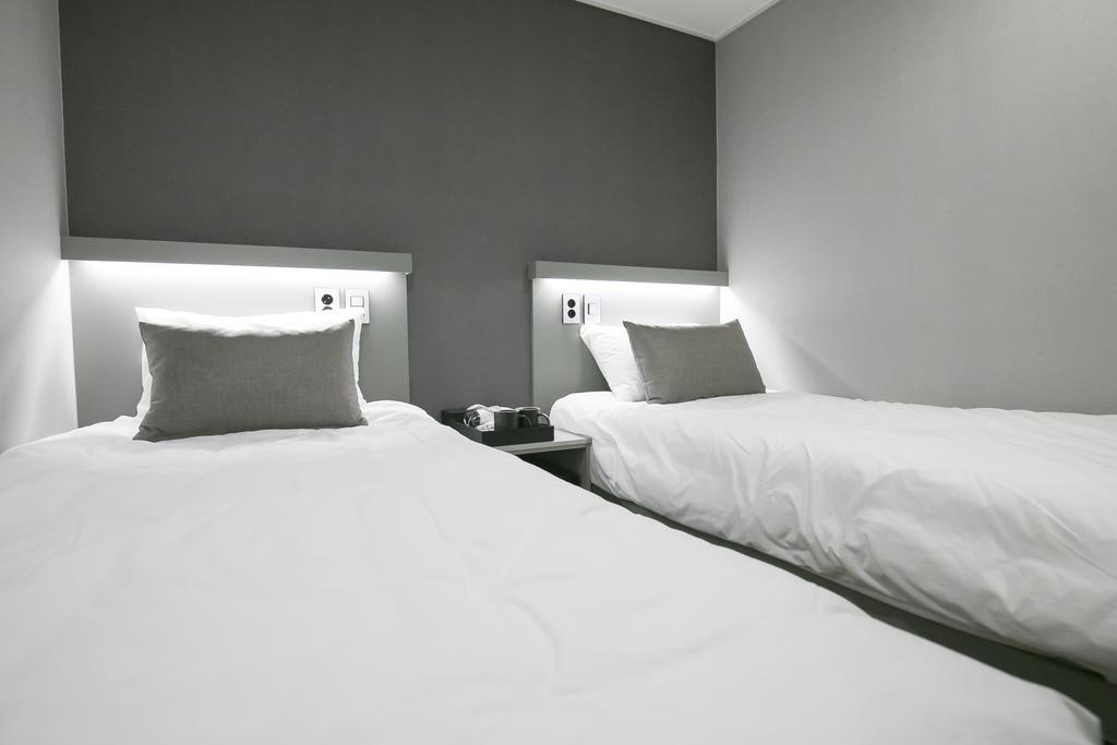 Philstay Myeongdong Station Seul Esterno foto